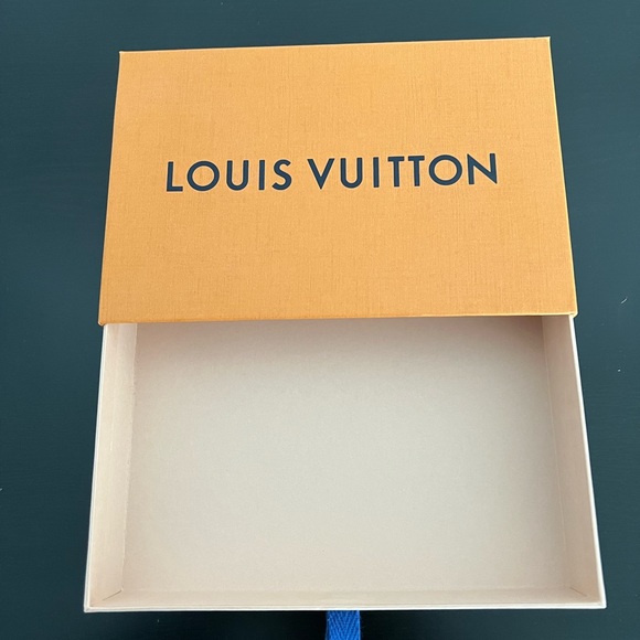 Louis Vuitton empty box - Picture 2 of 3